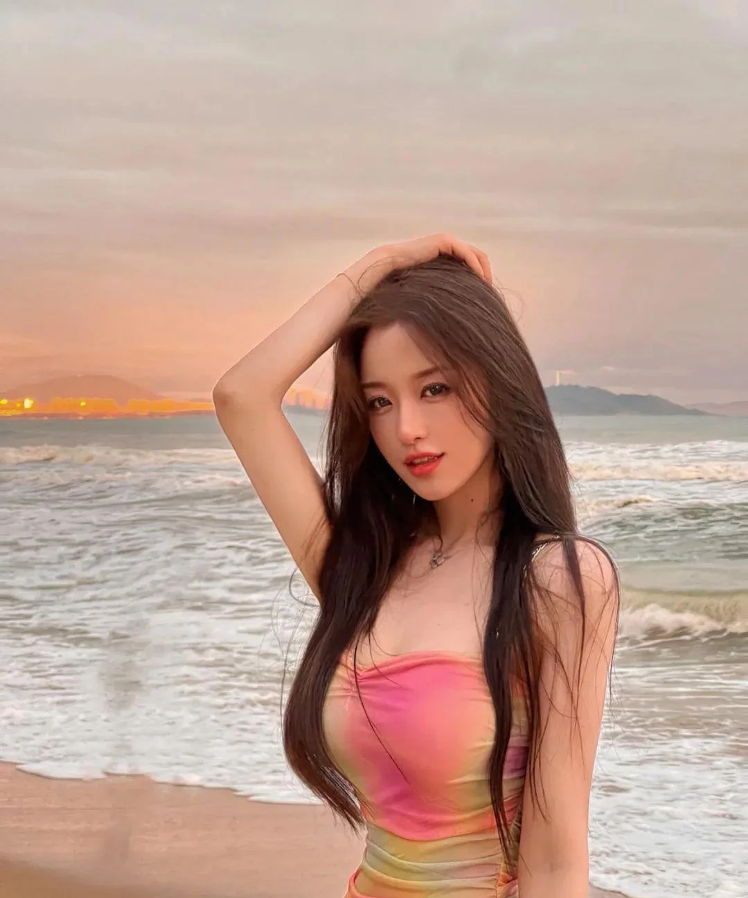 签约网红林小雅个人形象照